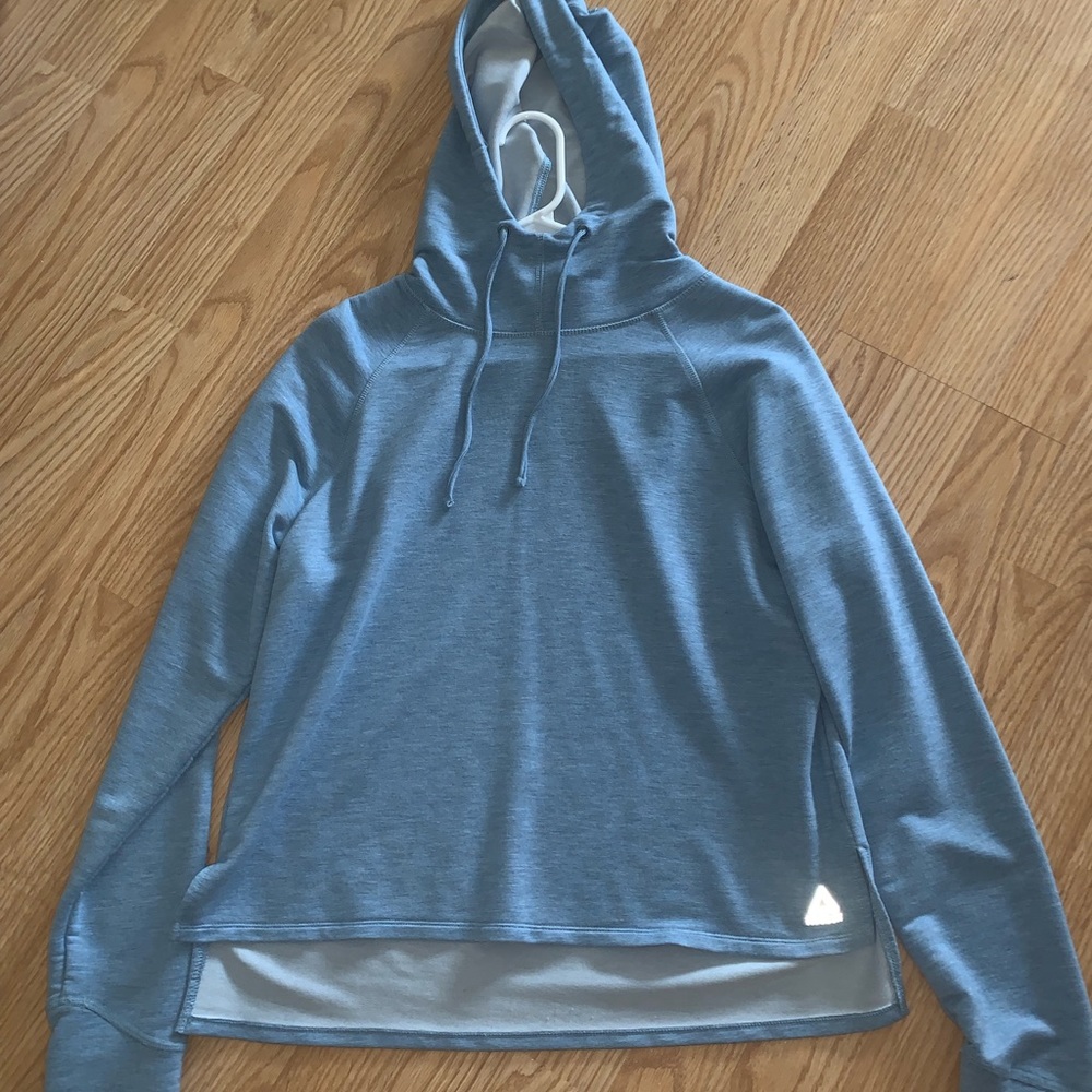 NWOT Reebok hoodie top